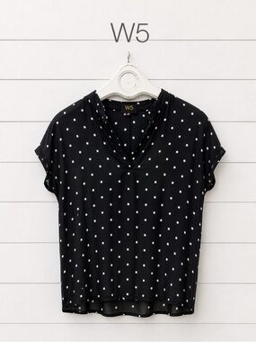 W5 Blouse – Size M – Black with Mini White Square Print